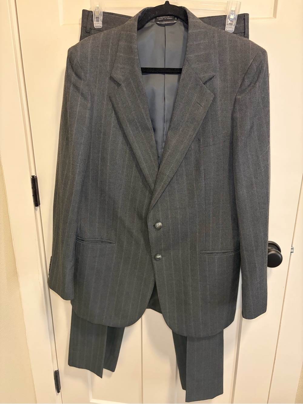 Austin Manor Men's Gray Pinstripe Suit Blazer L35 & Pants L41